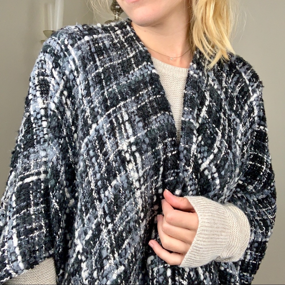 Steve Madden Shaw Knit Cover Up - Picture 3 of 7